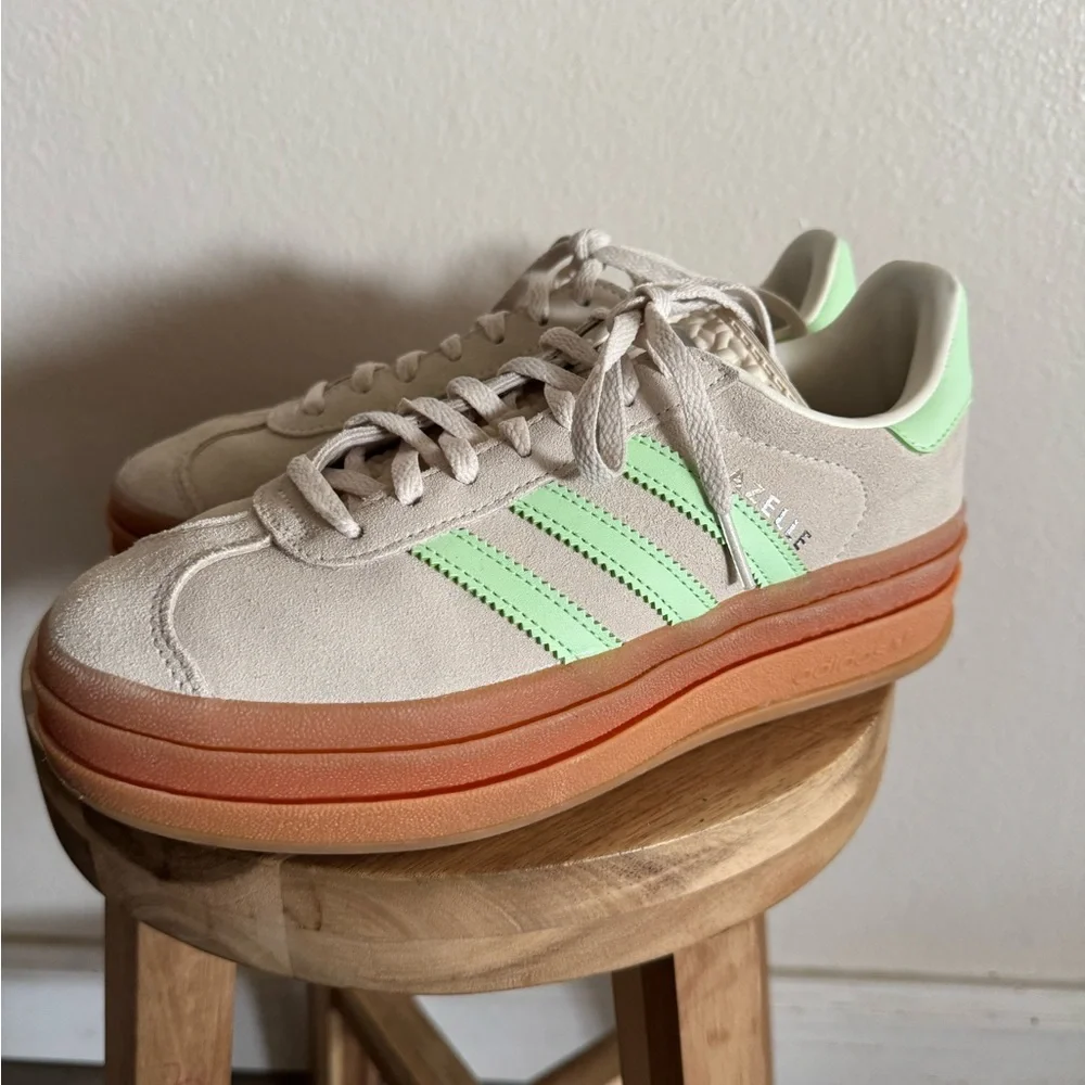 Adidas Gazelle Bold Sneaker in Mint & Beige - Picture 2 of 7